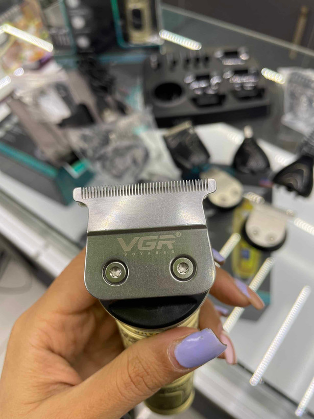 خط زن صفر زن وی جی ار VGR V-106 ا hair trimmer VGR V-106