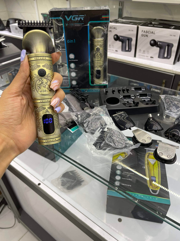 خط زن صفر زن وی جی ار VGR V-106 ا hair trimmer VGR V-106